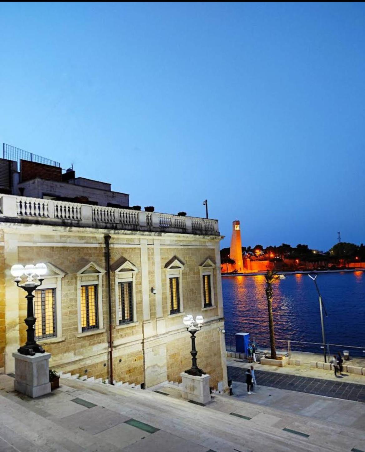 فندق Flora House برينديسي المظهر الخارجي الصورة